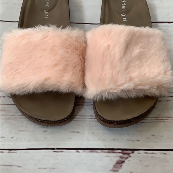 Madden Girl Bliss Slide Sandal - Picture 2 of 10